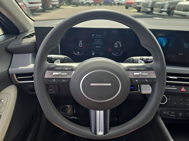 Used 2025 Hyundai Sonata SEL AWD/4WD image 14