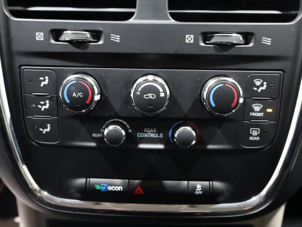 Certified 2020 Dodge Grand Caravan SE w/ UConnect Hands-Free Group image 29