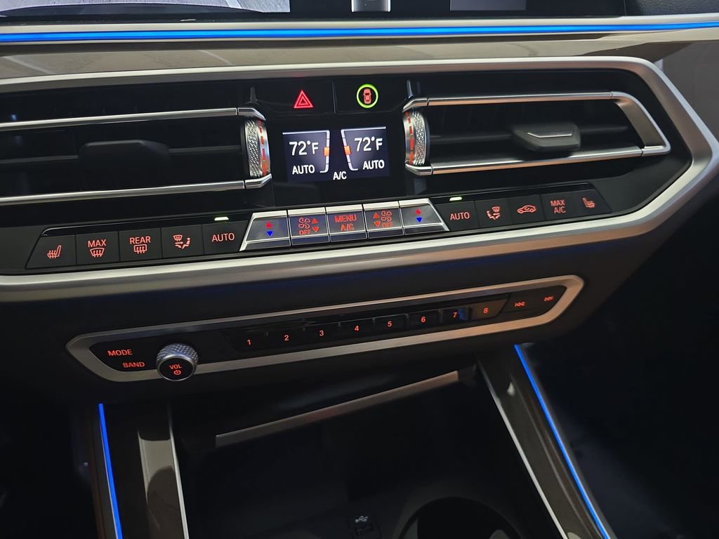 Certified 2022 BMW X5 xDrive45e w/ M Sport Package image 25