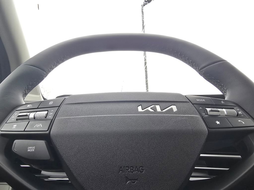 New 2026 Kia Sportage EX image 25