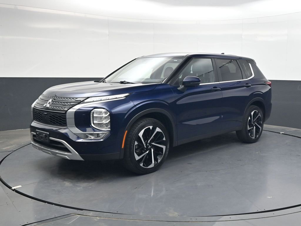 Used 2024 Mitsubishi Outlander SE AWD/4WD image 8