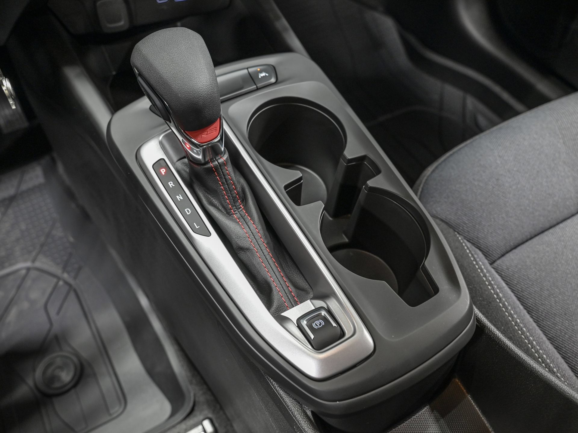 Used 2025 Chevrolet Trax RS FWD image 22