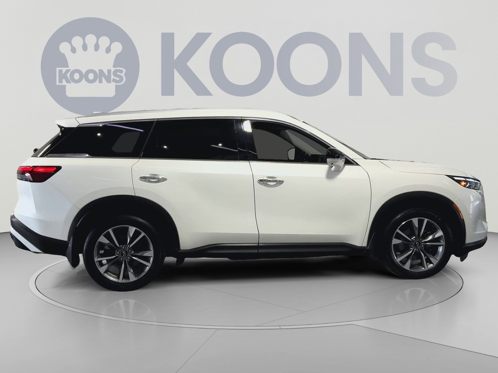 Used 2023 INFINITI QX60 Luxe w/ Vision Package AWD/4WD image 12