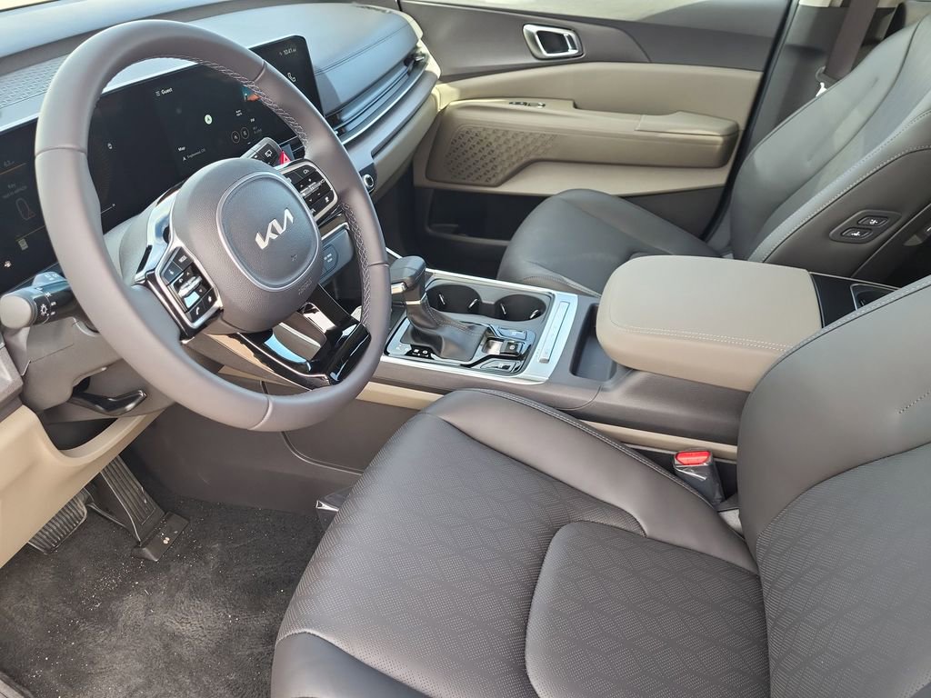 New 2026 Kia Carnival EX image 7