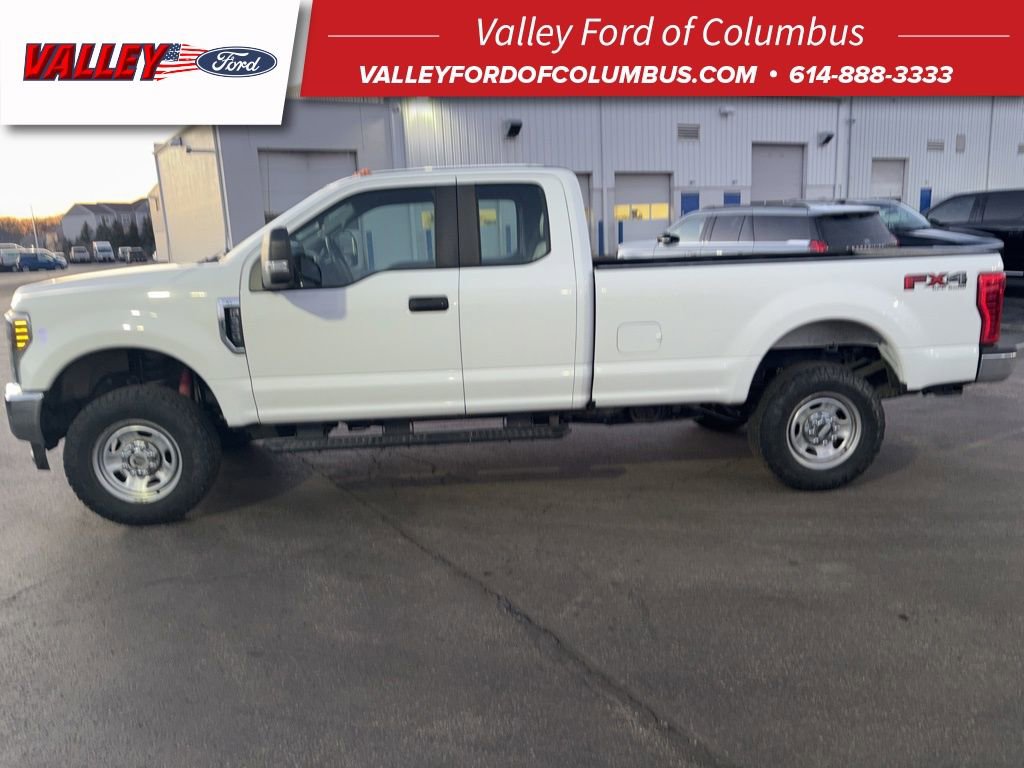 Used 2017 Ford F350 XL image 1