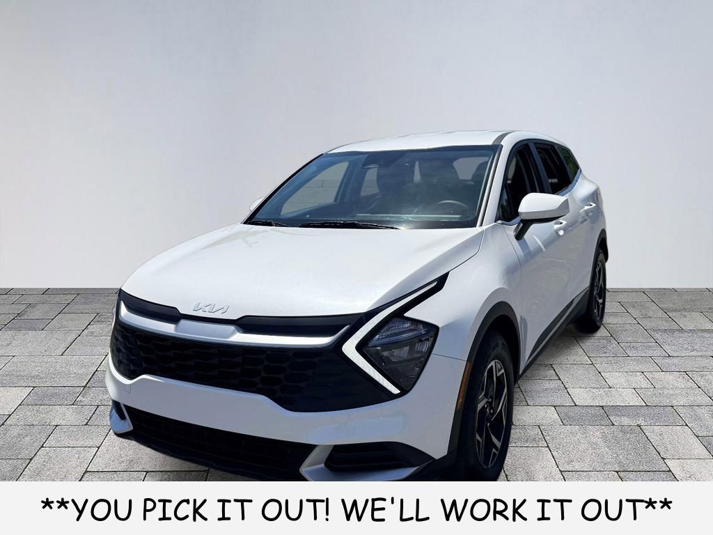 Used 2023 Kia Sportage LX FWD image 3