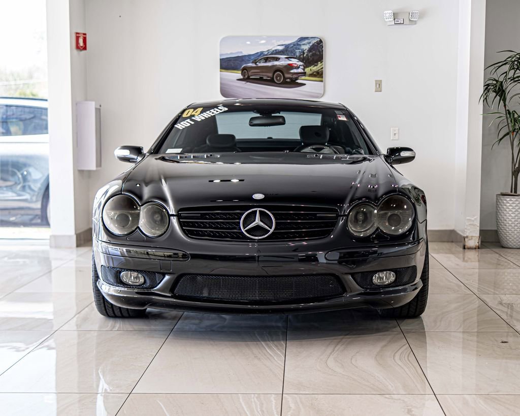 Used 2004 Mercedes-Benz SL 55 AMG image 2