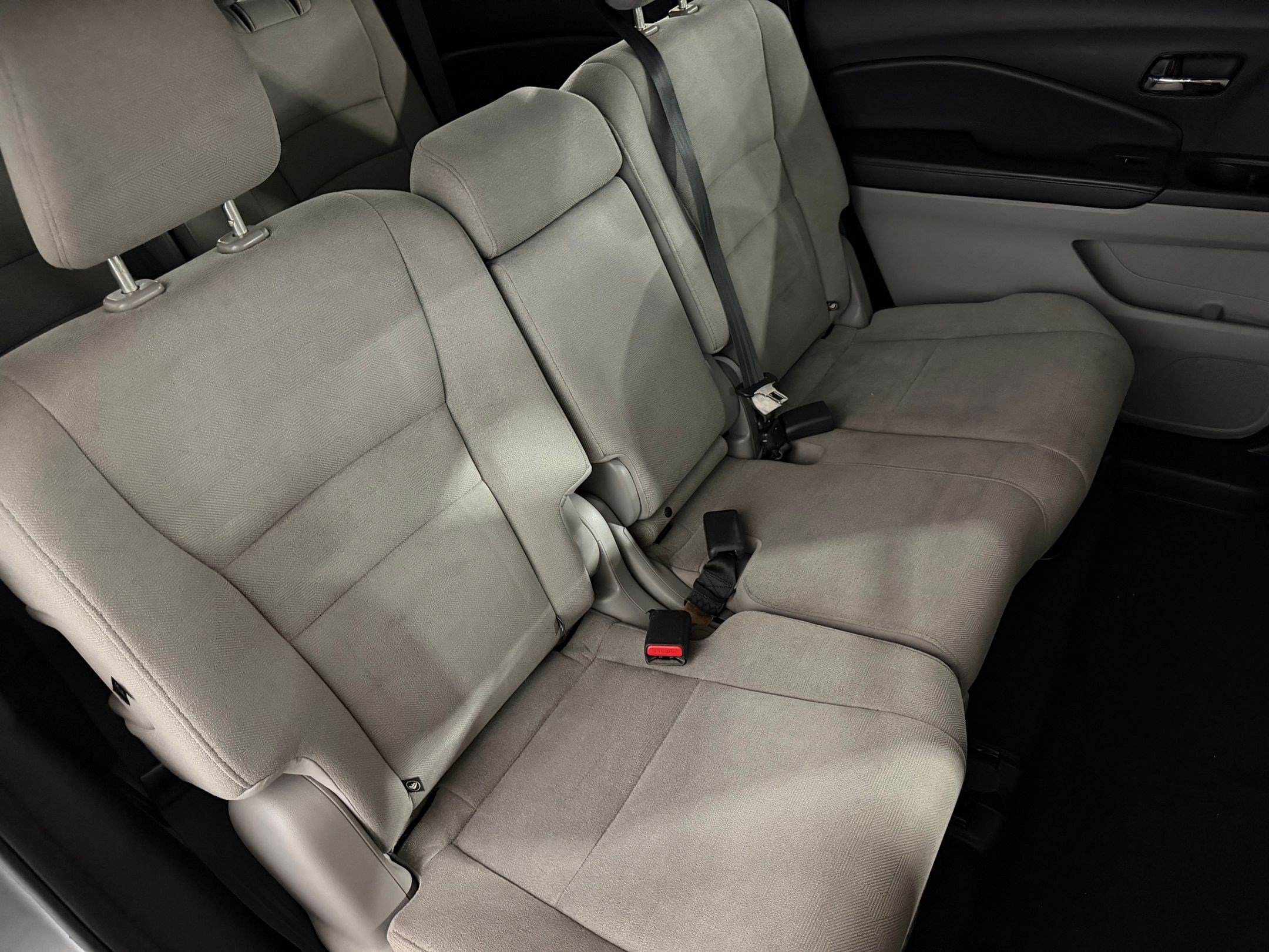 Used 2020 Honda Pilot LX image 24