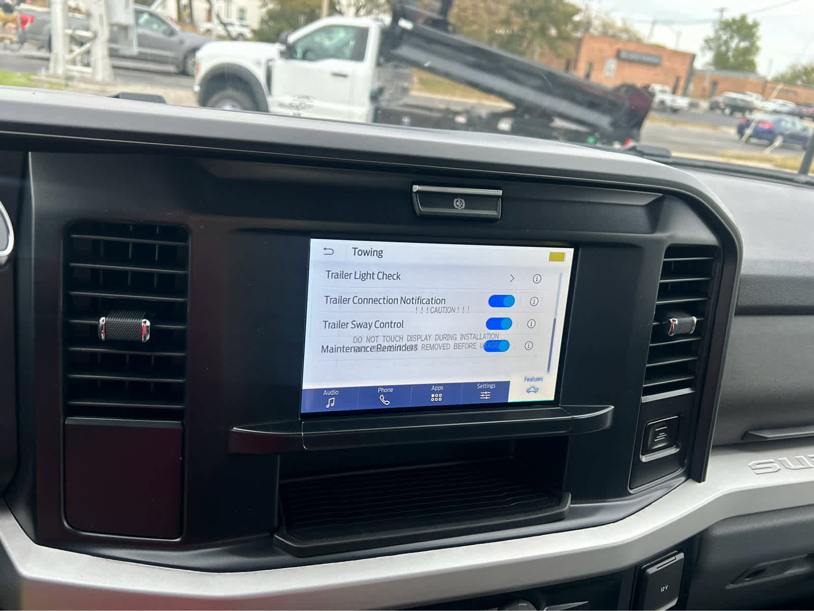 New 2026 Ford F550 4x4 Crew Cab w/ XLT Value Package image 33