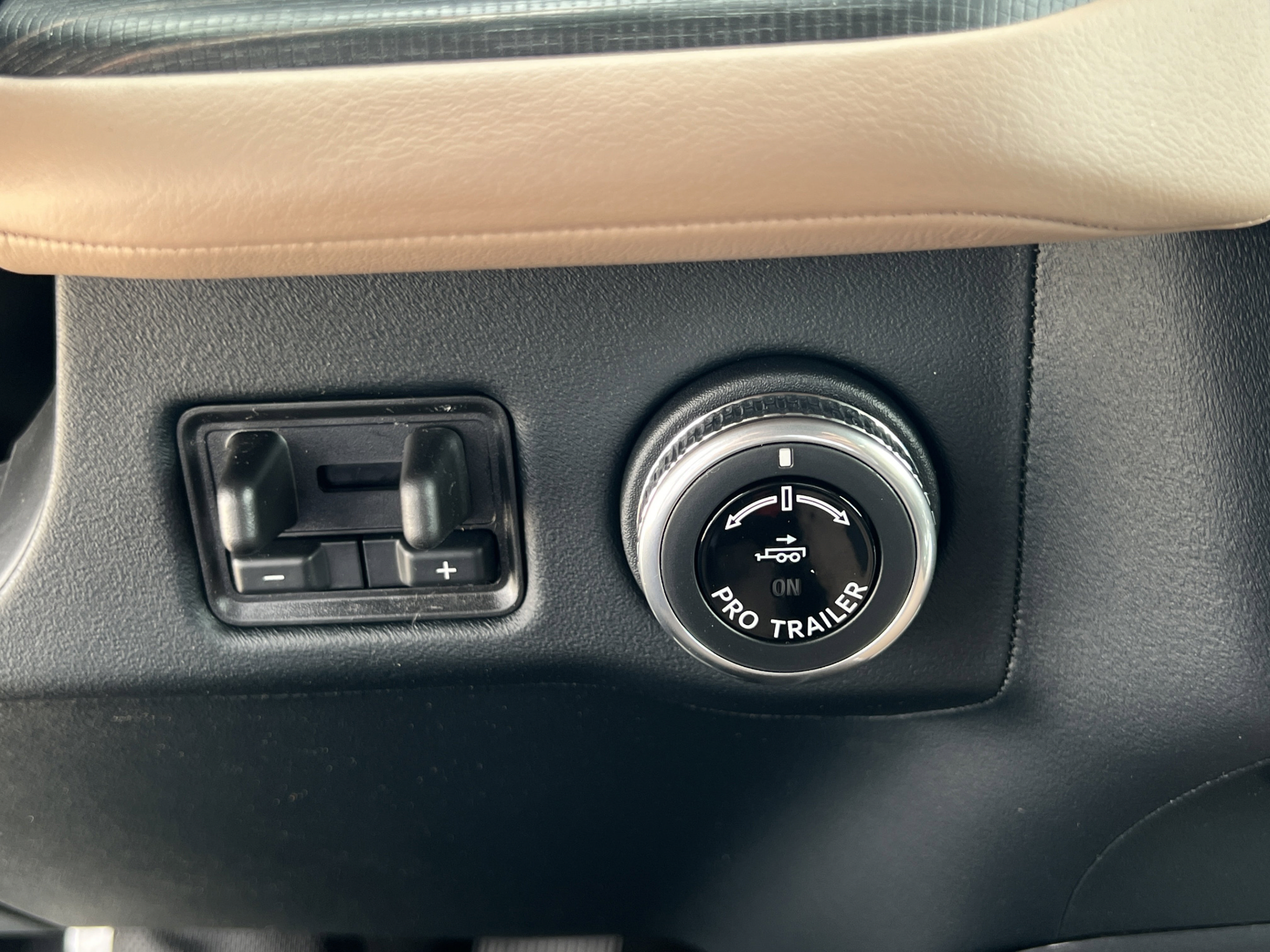New 2026 Lincoln Navigator Black Label AWD/4WD image 16