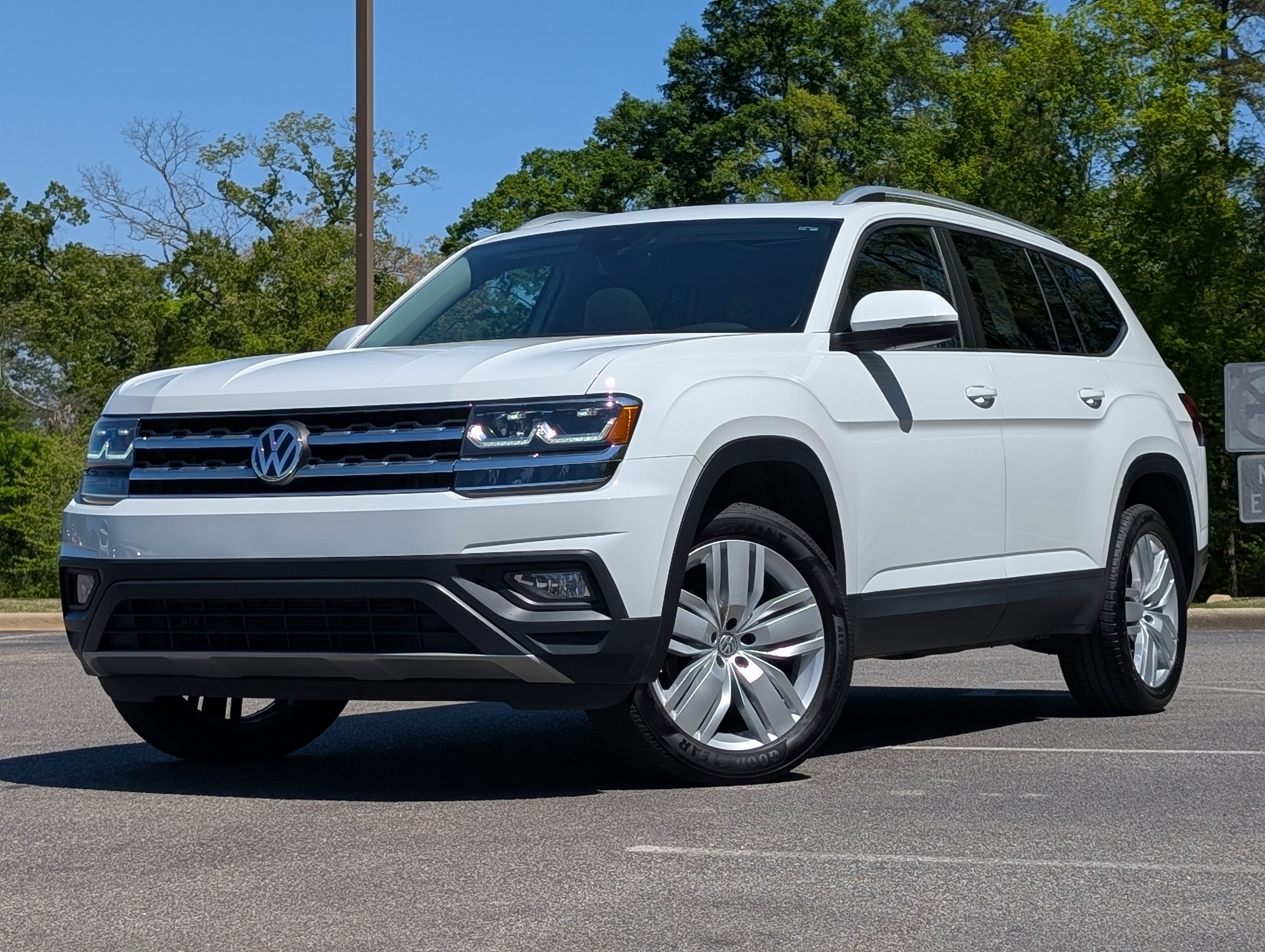 Used 2019 Volkswagen Atlas SE image 4