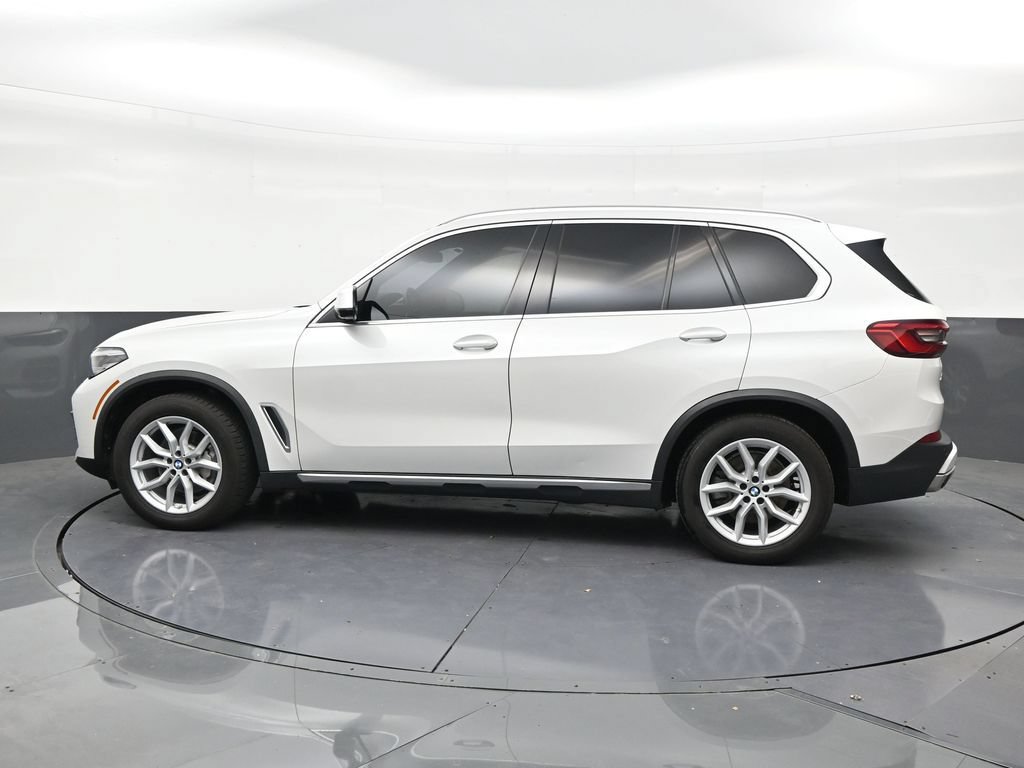 Used 2019 BMW X5 xDrive40i w/ Convenience Package AWD/4WD image 2