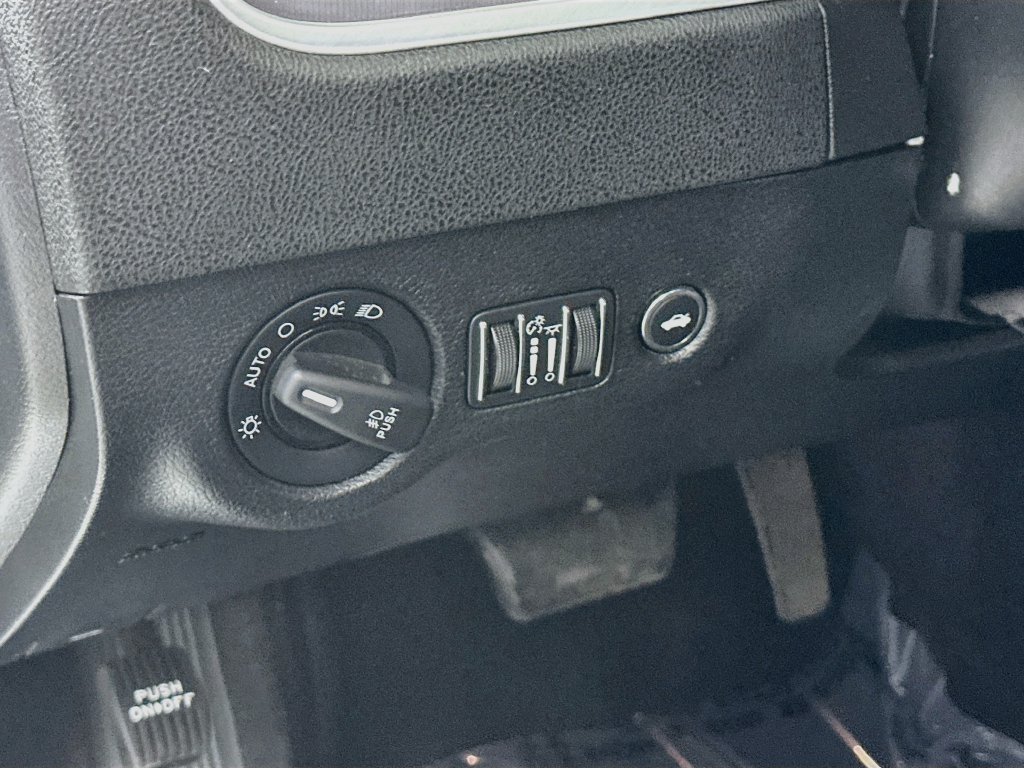 Certified 2021 Dodge Charger R/T RWD image 15