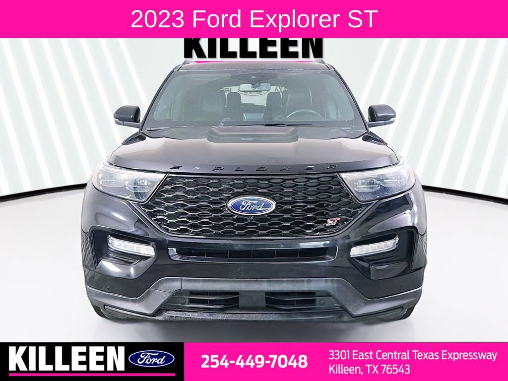 Used 2023 Ford Explorer ST w/ Technology Package image 2