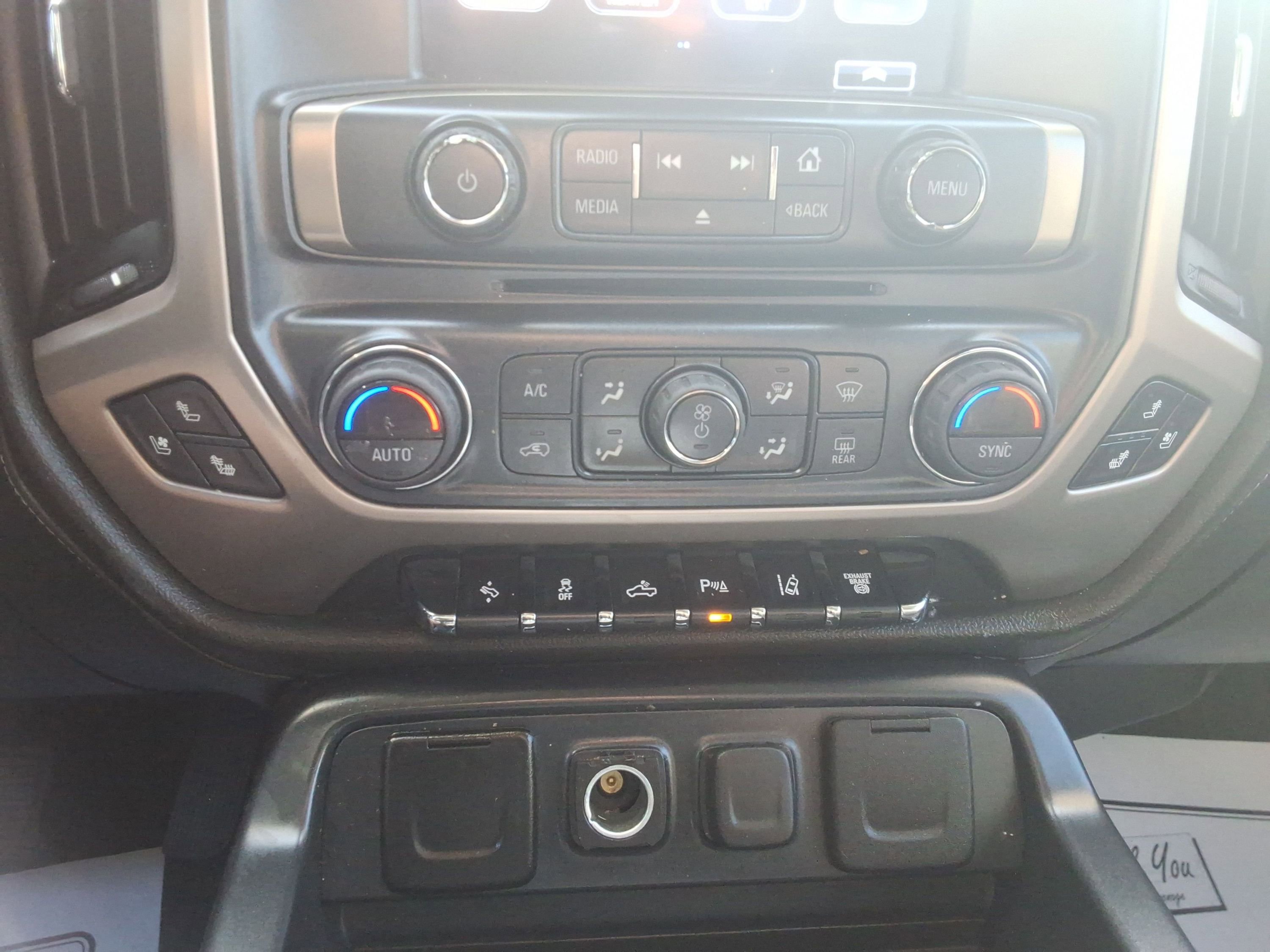 Used 2019 GMC Sierra 3500 Denali w/ Duramax Plus Package image 17