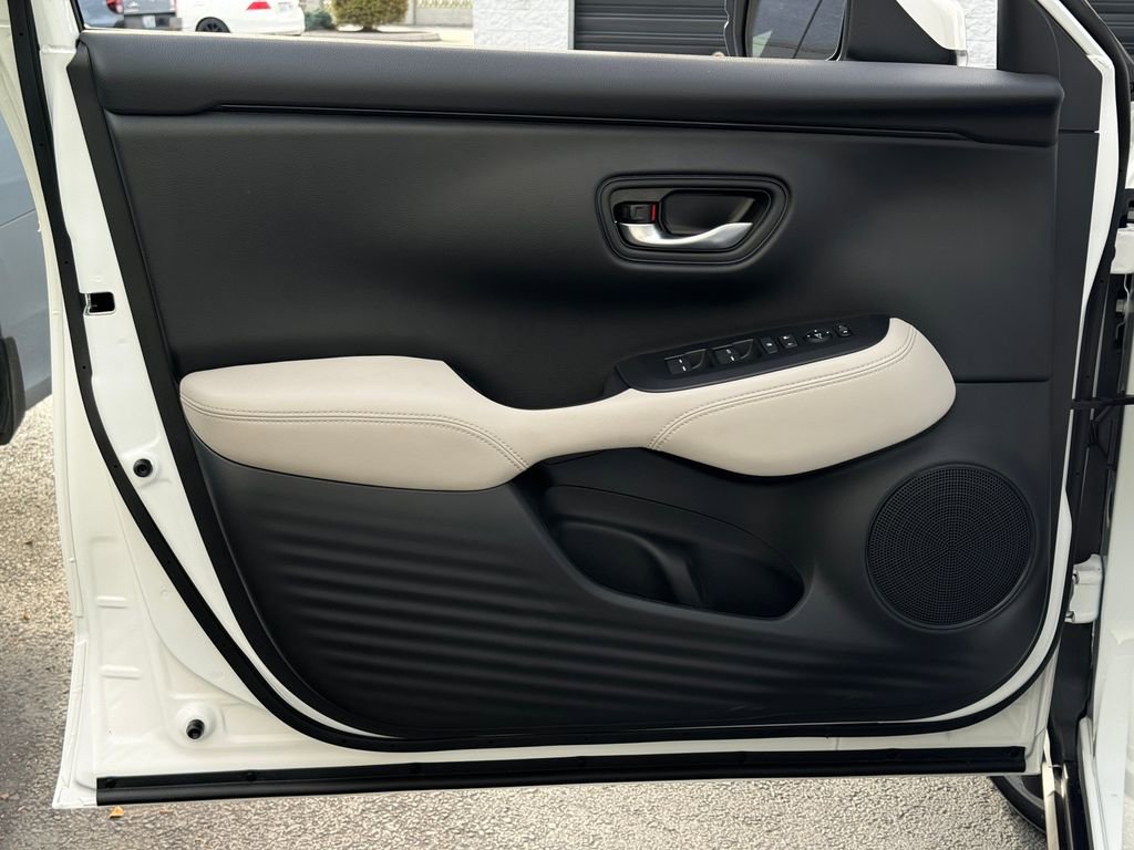 Used 2026 Honda HR-V LX image 10