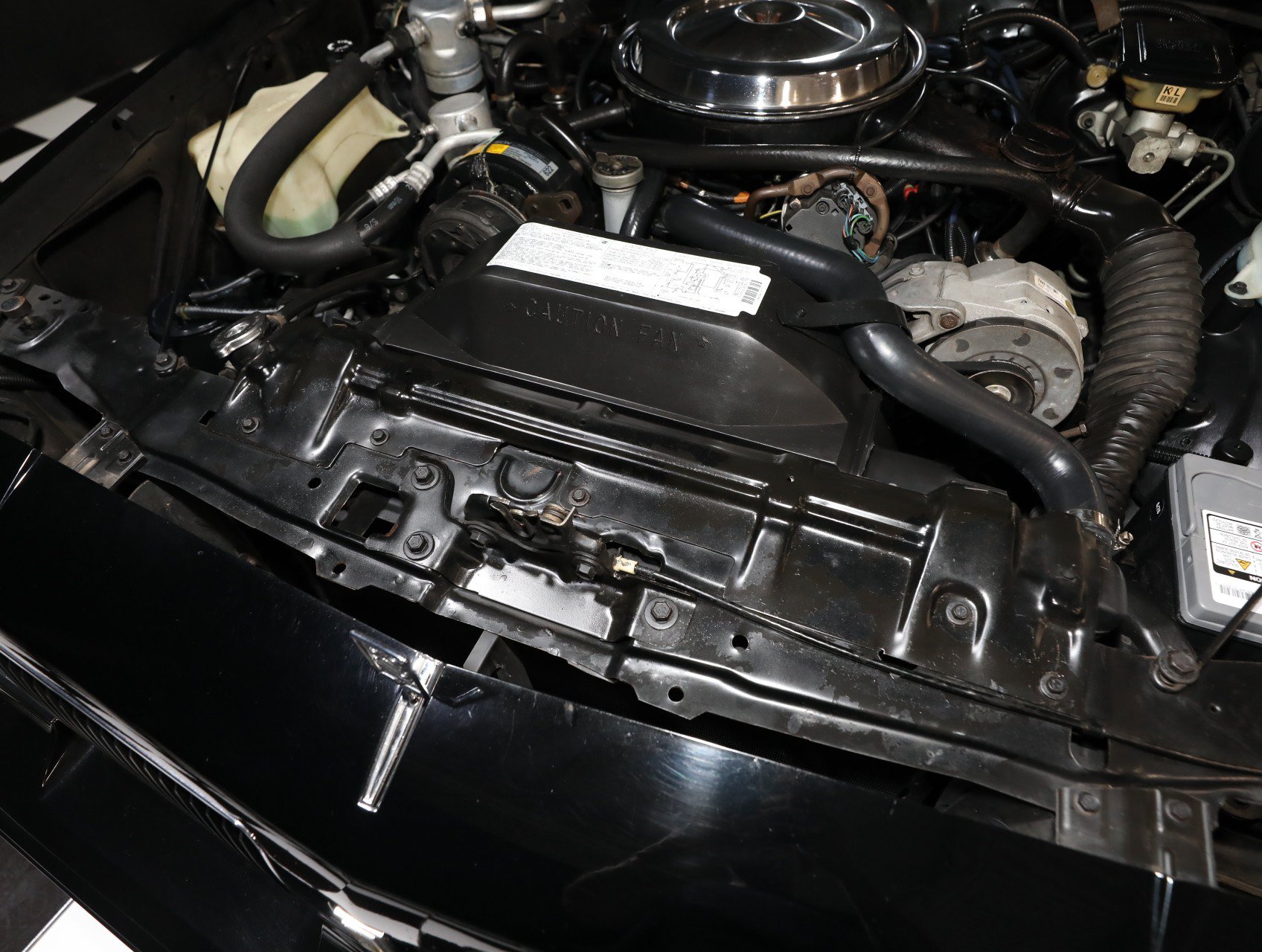 Used 1987 Oldsmobile Cutlass Supreme Salon RWD image 64