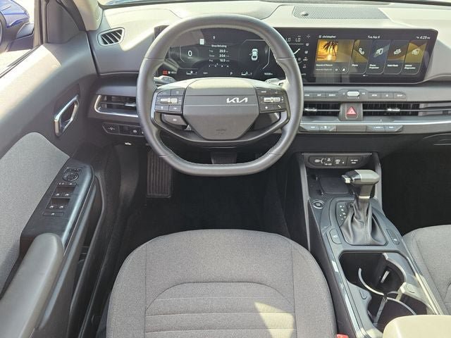 Used 2025 Kia K4 EX FWD image 13