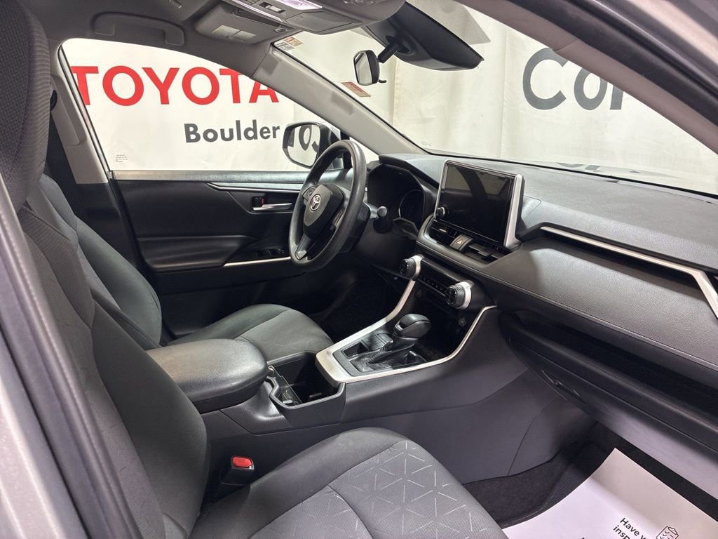 Used 2023 Toyota RAV4 XLE AWD/4WD image 13