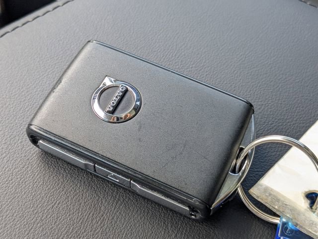 New 2024 Volvo XC60 T8 Plus w/ Protection Package Premier image 43