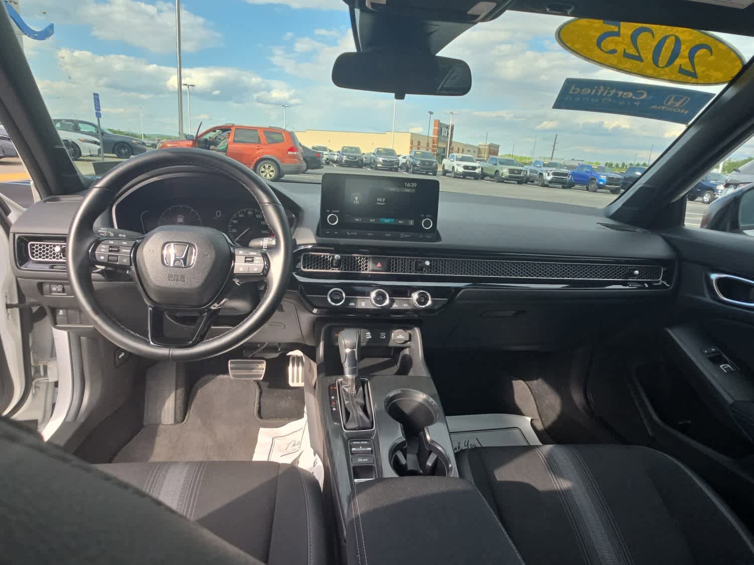 Certified 2025 Honda Civic Sport image 31