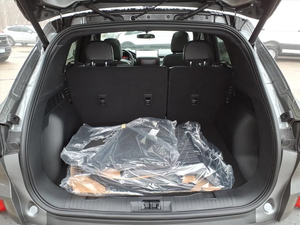 New 2026 Ford Escape ST-Line w/ Tech Pack #1 AWD/4WD image 11