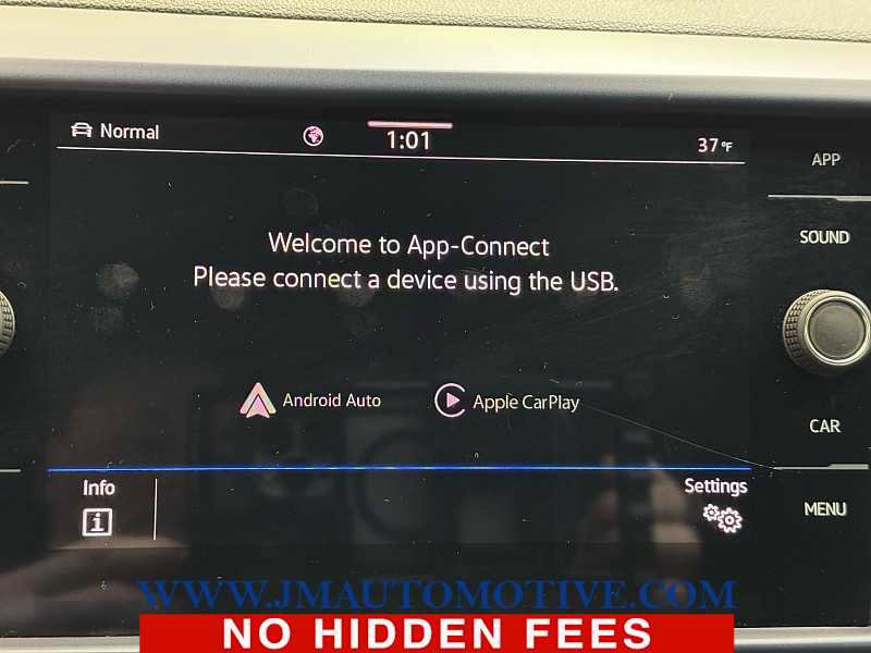 Used 2024 Volkswagen Taos SE w/ Black Wheel Plus Package image 26