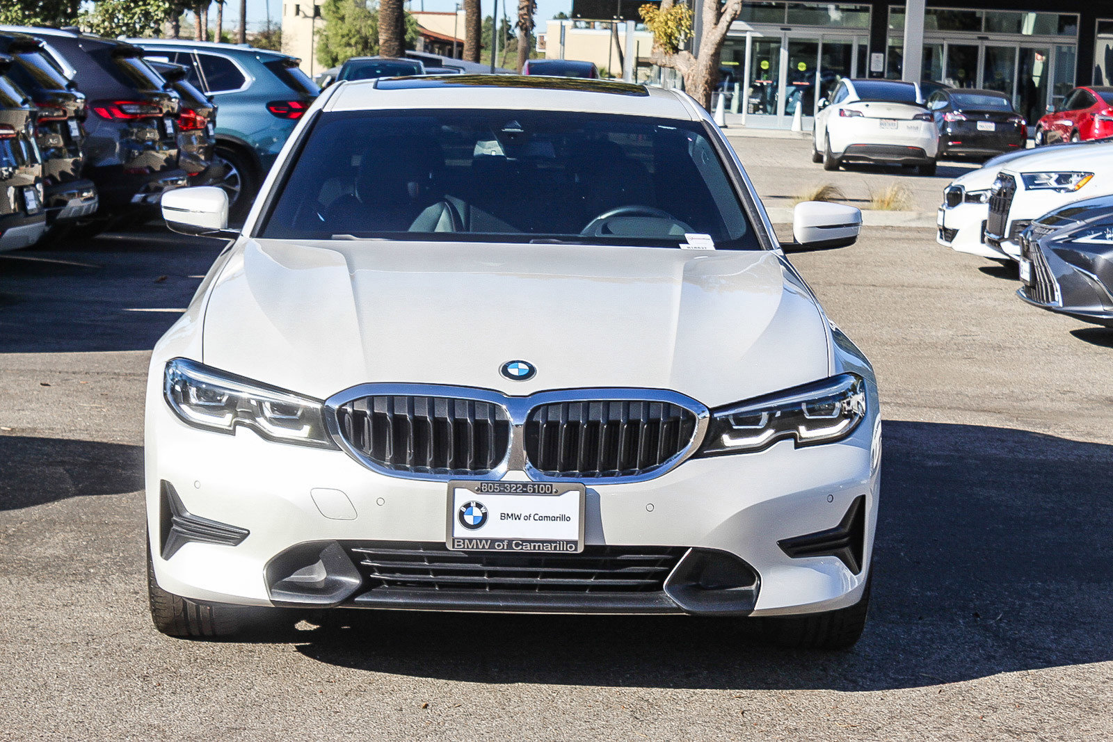 Used 2019 BMW 330i Sedan w/ Premium Package image 2