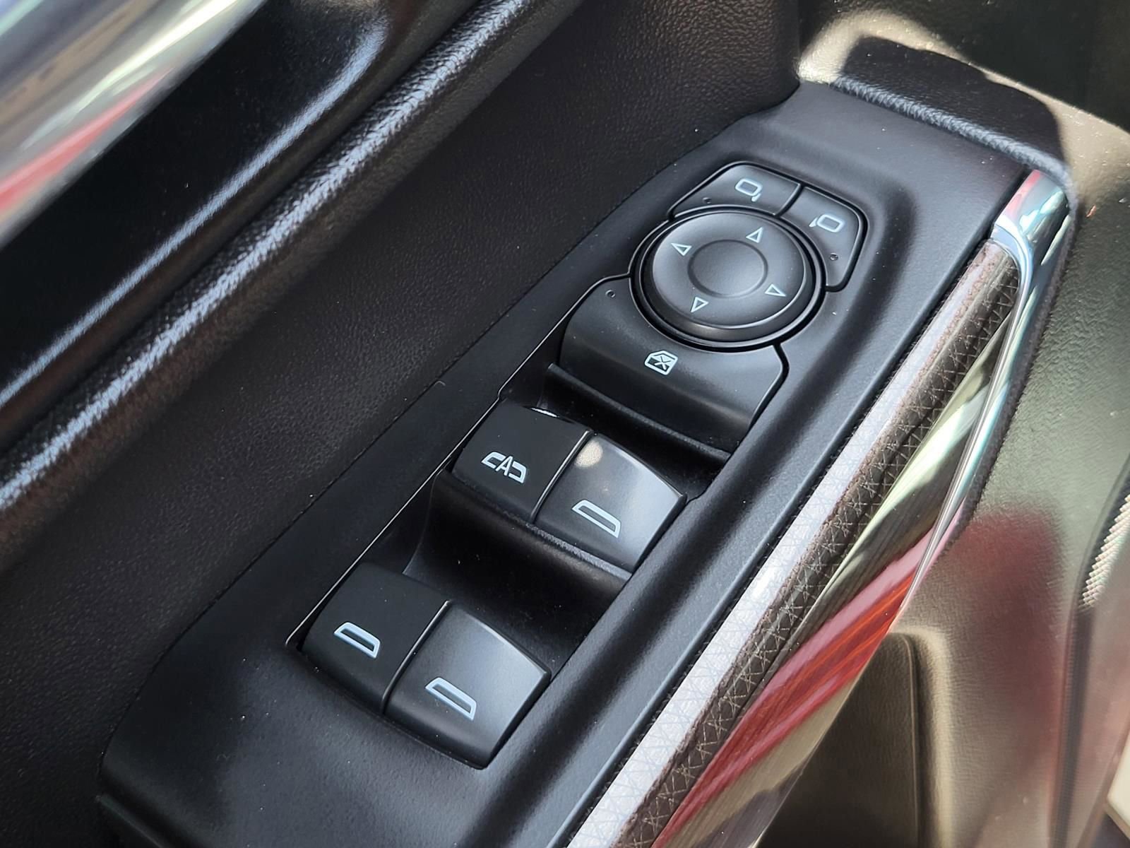 Used 2022 Chevrolet Silverado 1500 RST AWD/4WD image 18