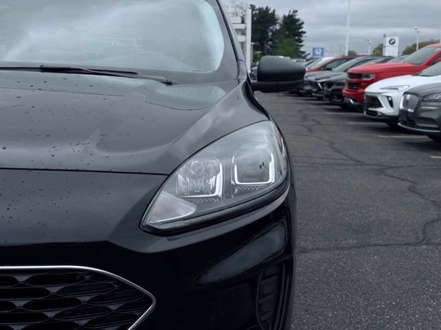 Used 2022 Ford Escape SE w/ Convenience Package AWD/4WD image 3