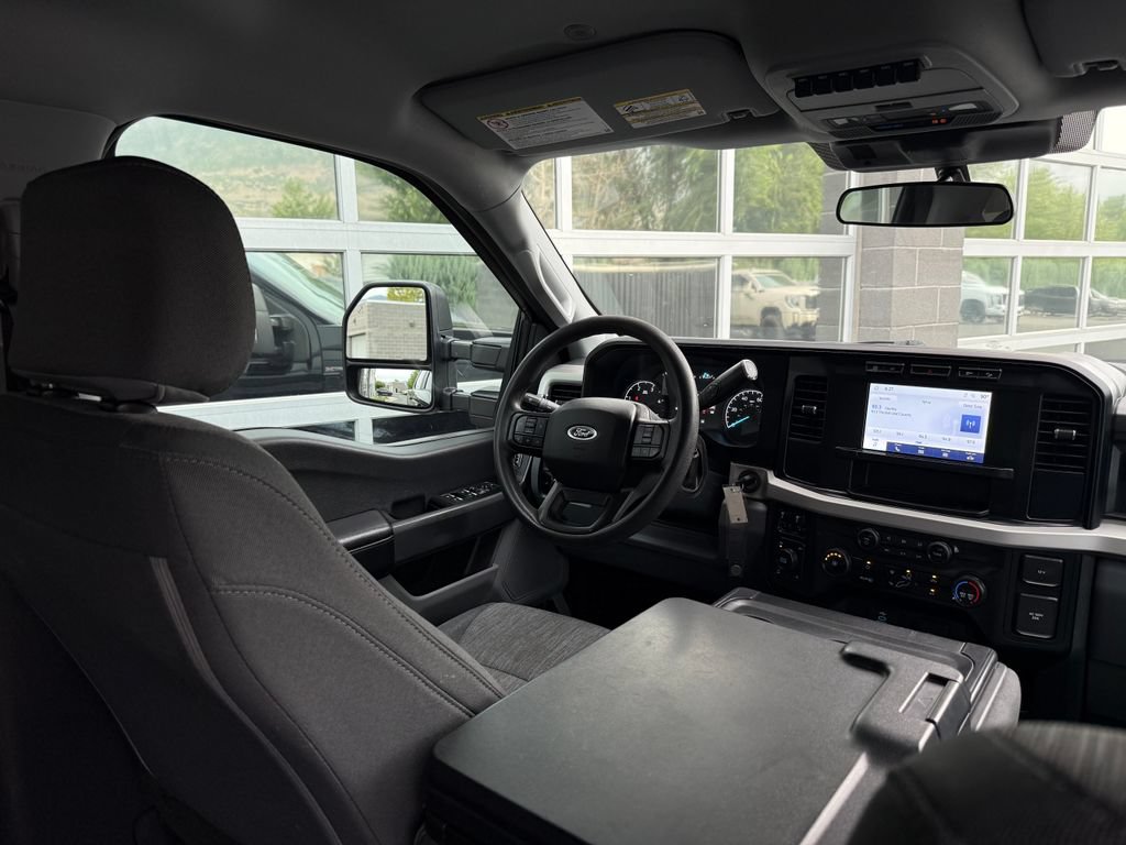 Used 2023 Ford F350 XL w/ STX Appearance Package AWD/4WD image 41