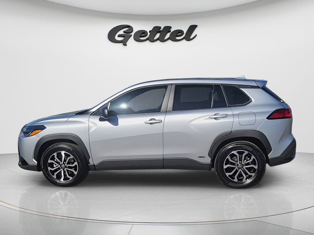 Used 2024 Toyota Corolla Cross S AWD/4WD image 2