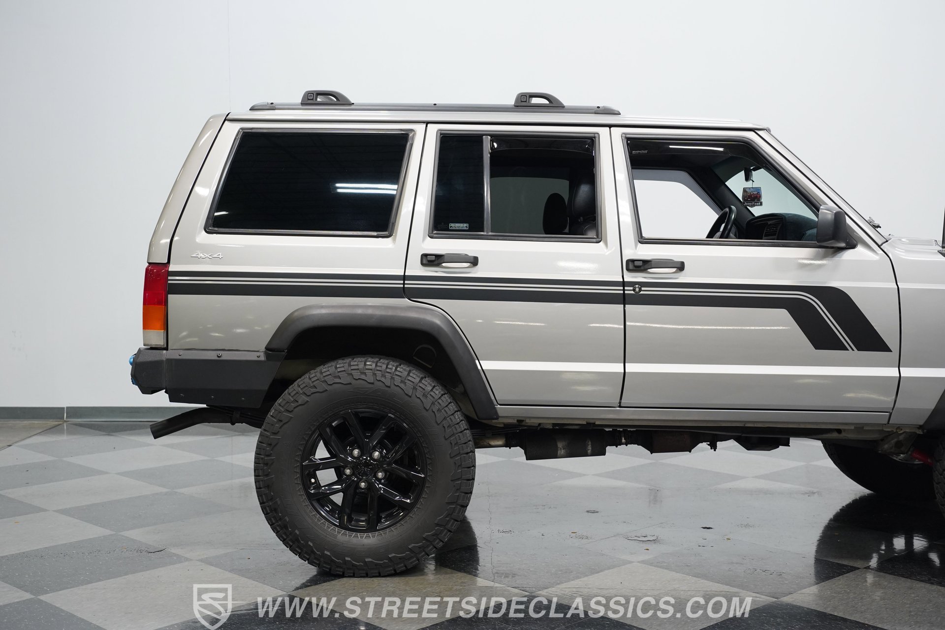 Used 2000 Jeep Cherokee SE image 28