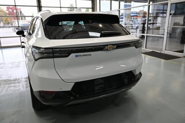 New 2026 Chevrolet Equinox EV LT w/ Convenience Package II image 6