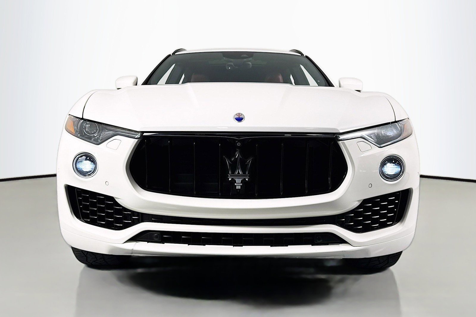 Used 2018 Maserati Levante GranSport image 2