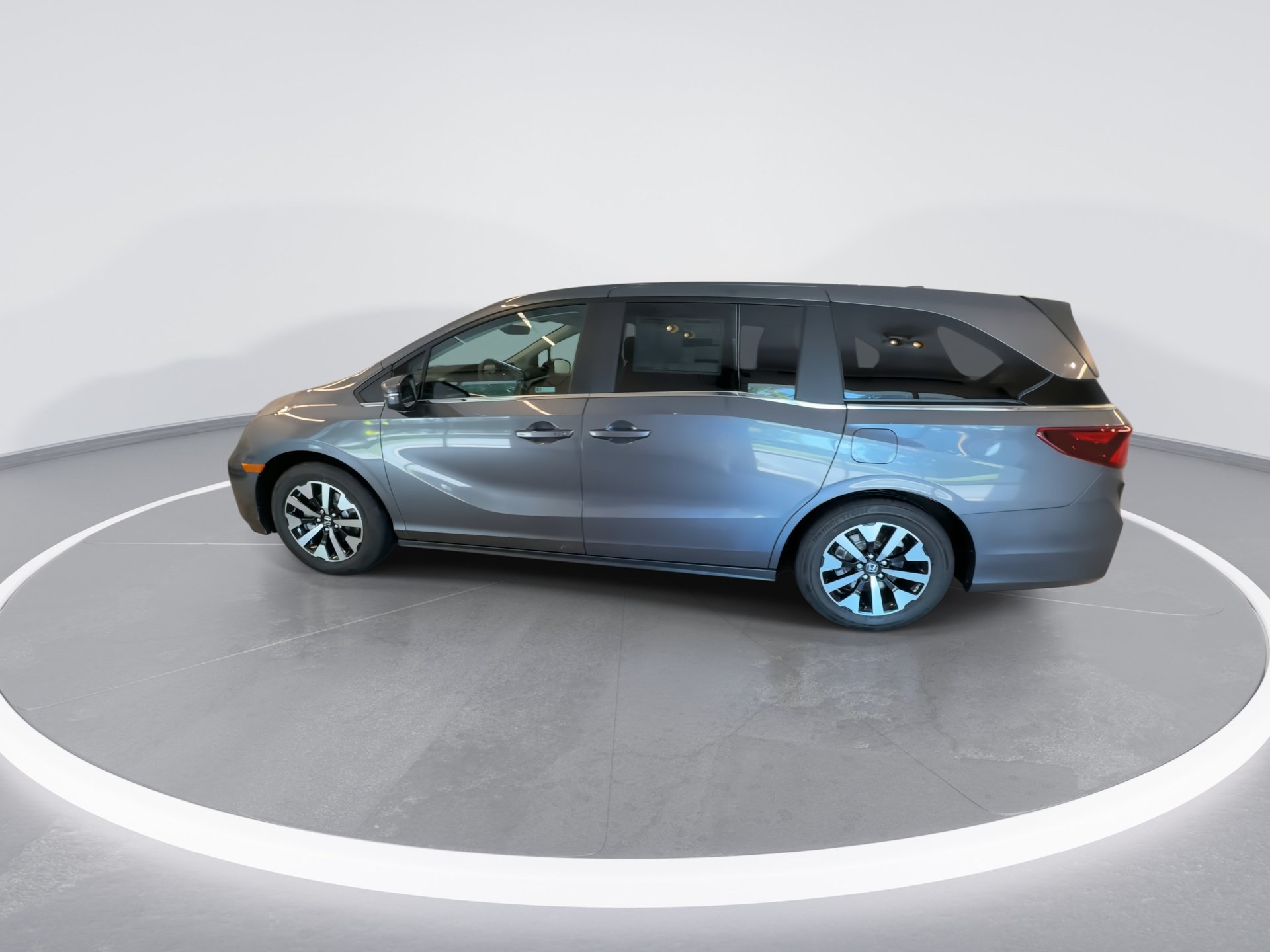 New 2026 Honda Odyssey EX-L image 5