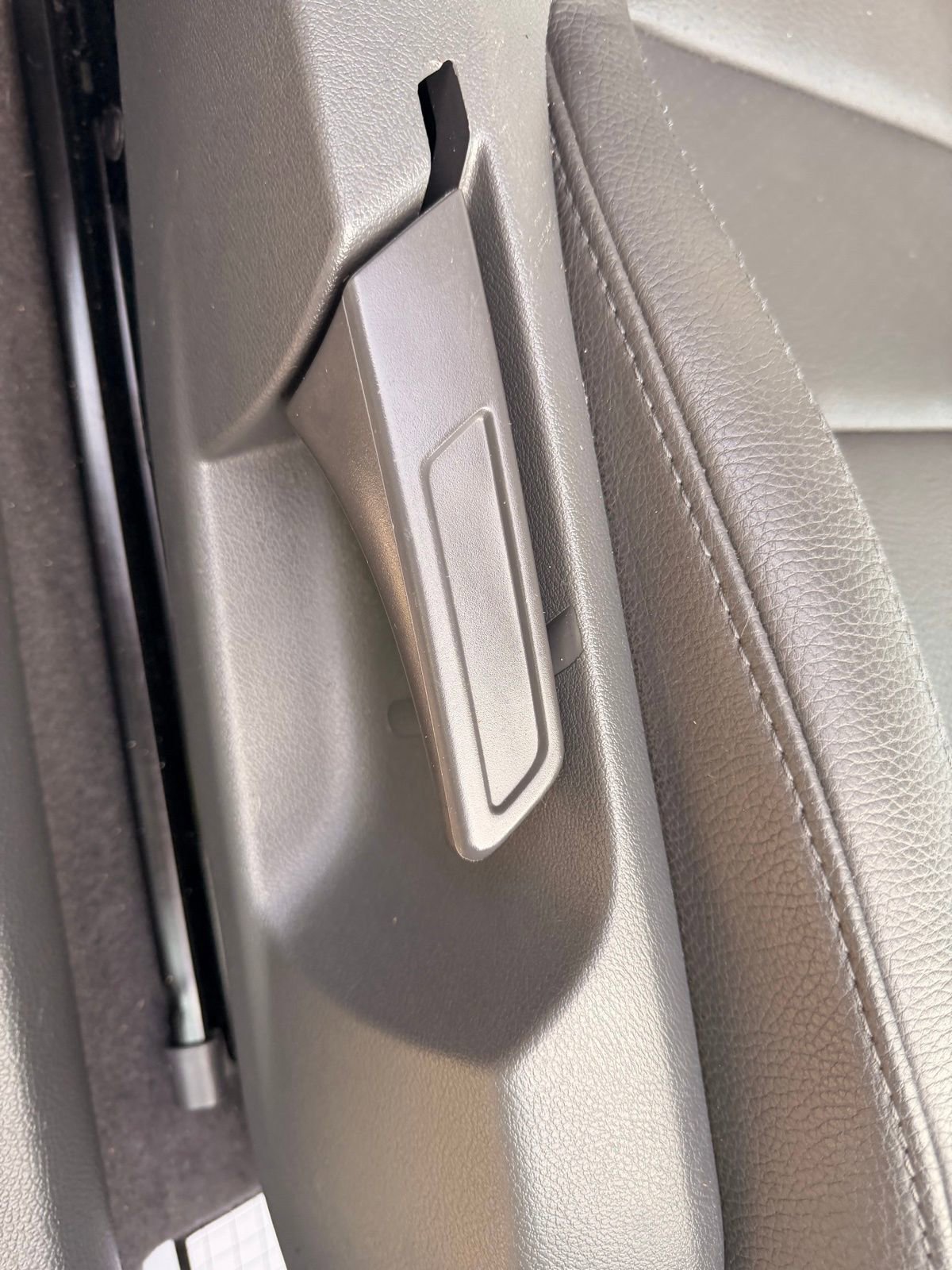 Used 2005 Volkswagen Jetta 2.5 image 12