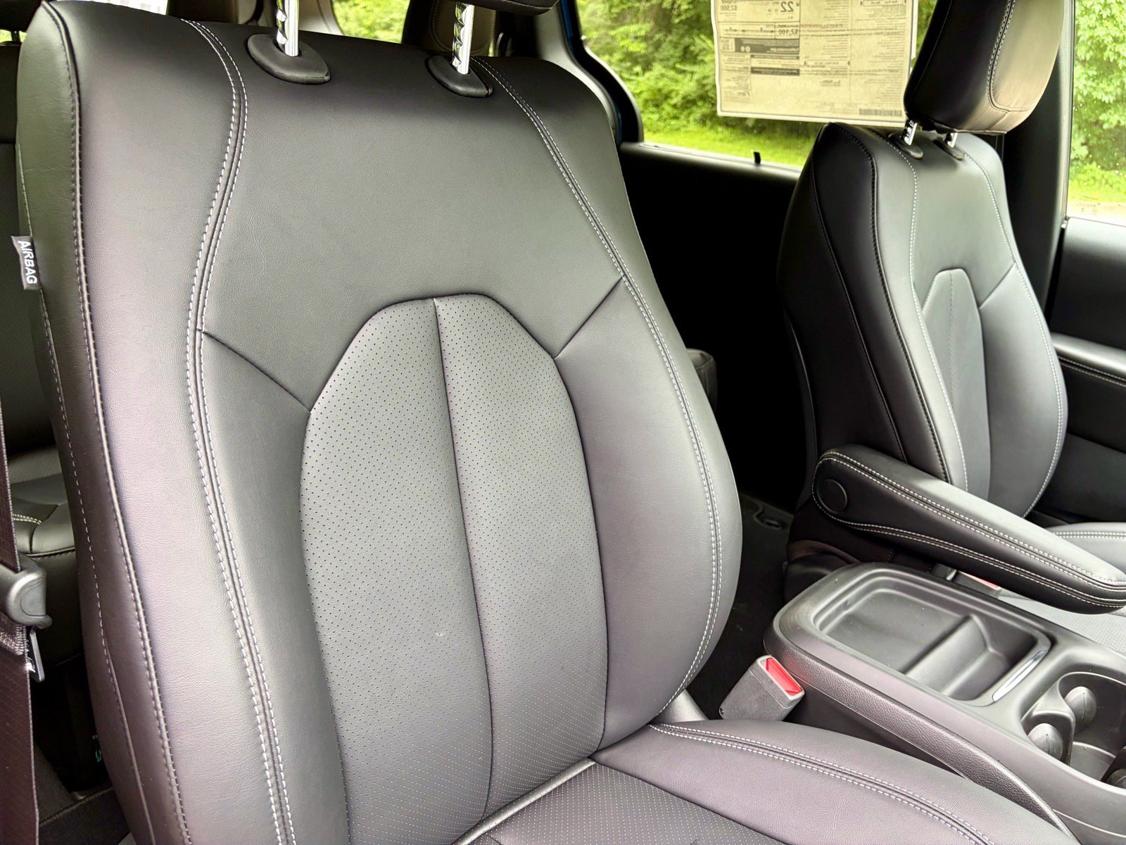 New 2027 Chrysler Pacifica Select FWD image 13