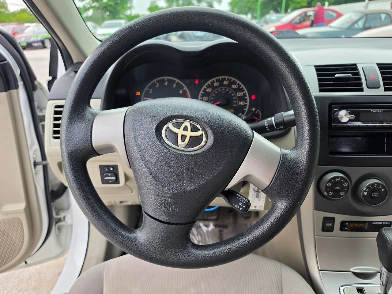Used 2011 Toyota Corolla LE FWD image 43