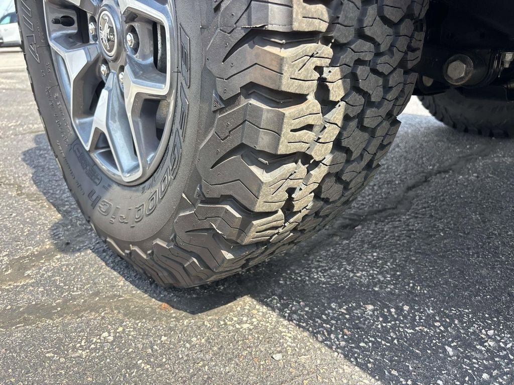Used 2025 Ford Bronco Badlands AWD/4WD image 9