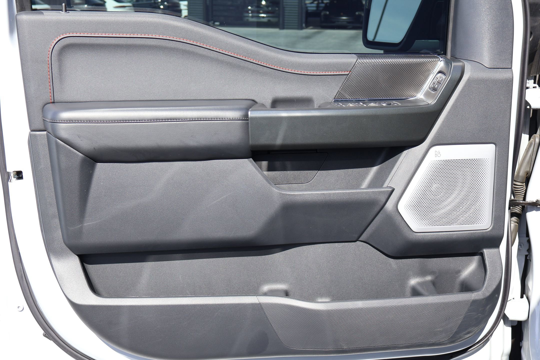 Used 2025 Ford F150 Raptor image 9