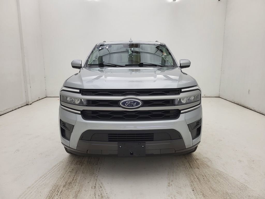 Used 2024 Ford Expedition Max XLT image 31