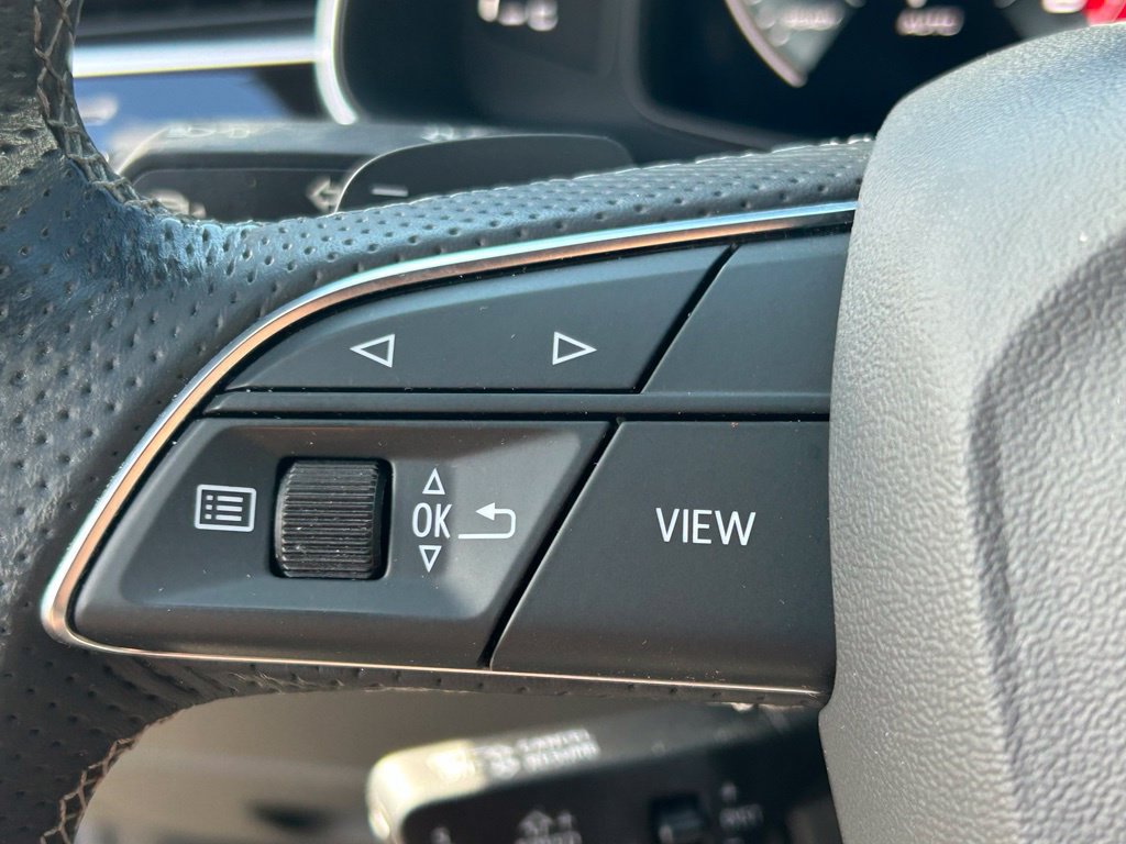 Used 2021 Audi SQ8 Prestige AWD/4WD image 23