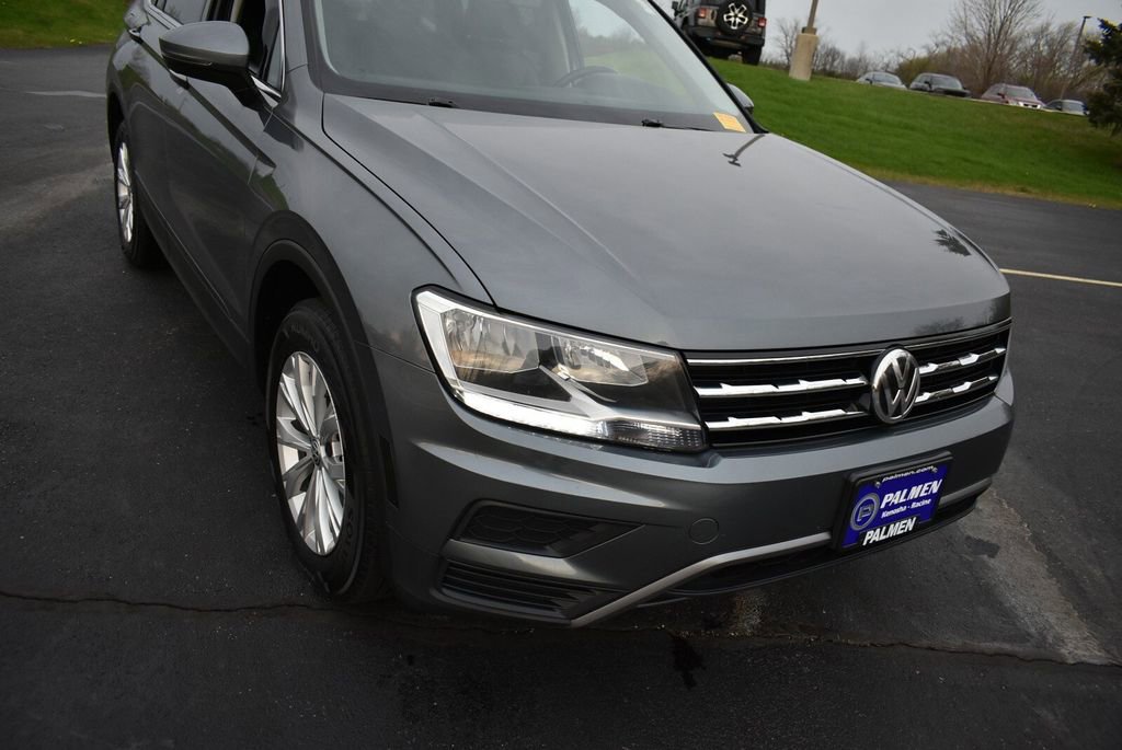 Used 2019 Volkswagen Tiguan SE AWD/4WD image 2