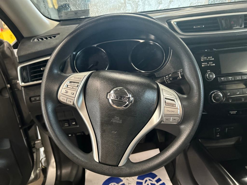Used 2016 Nissan Rogue S image 30