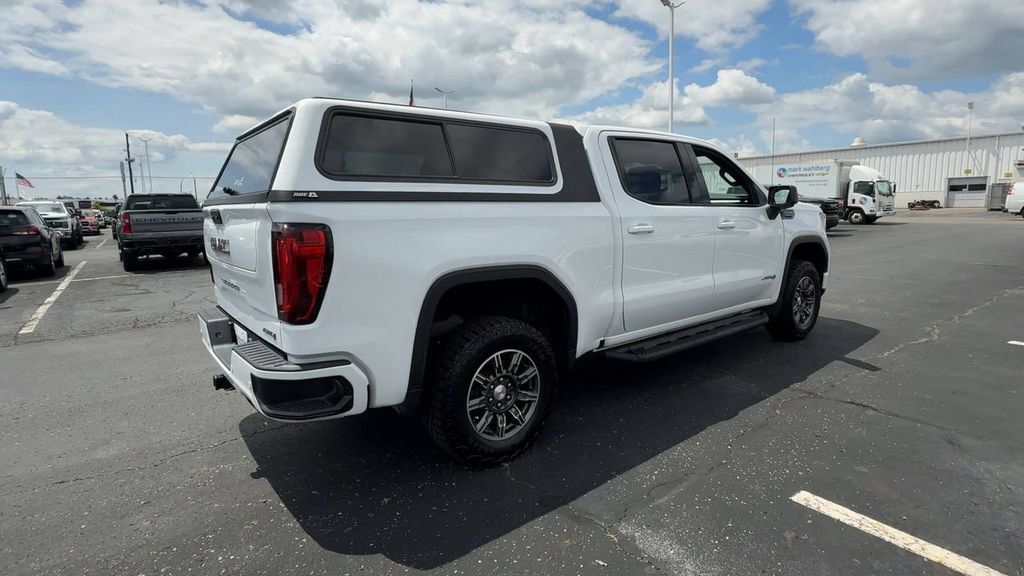 Used 2024 GMC Sierra 1500 AT4 w/ Technology Package AWD/4WD image 8