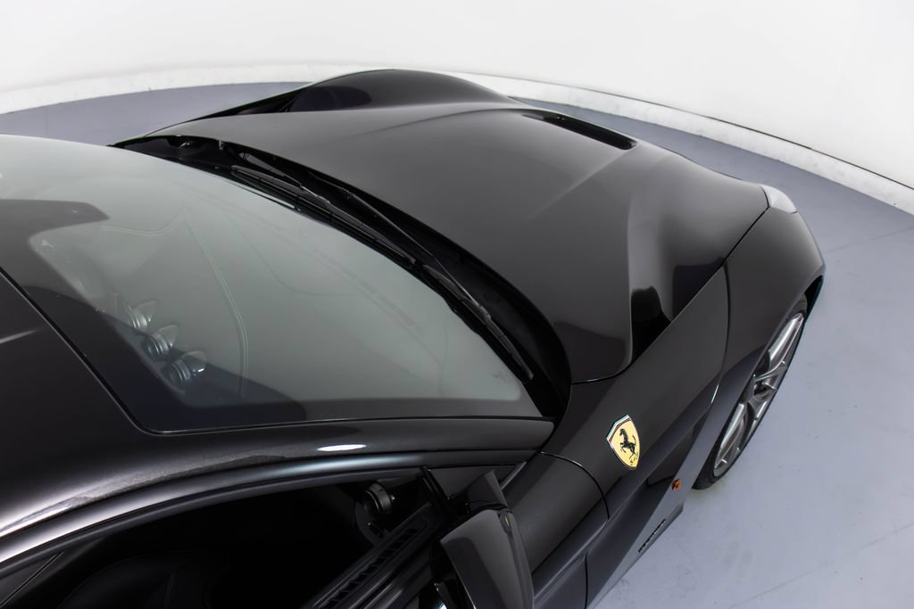 Used 2014 Ferrari F12 Berlinetta RWD image 18
