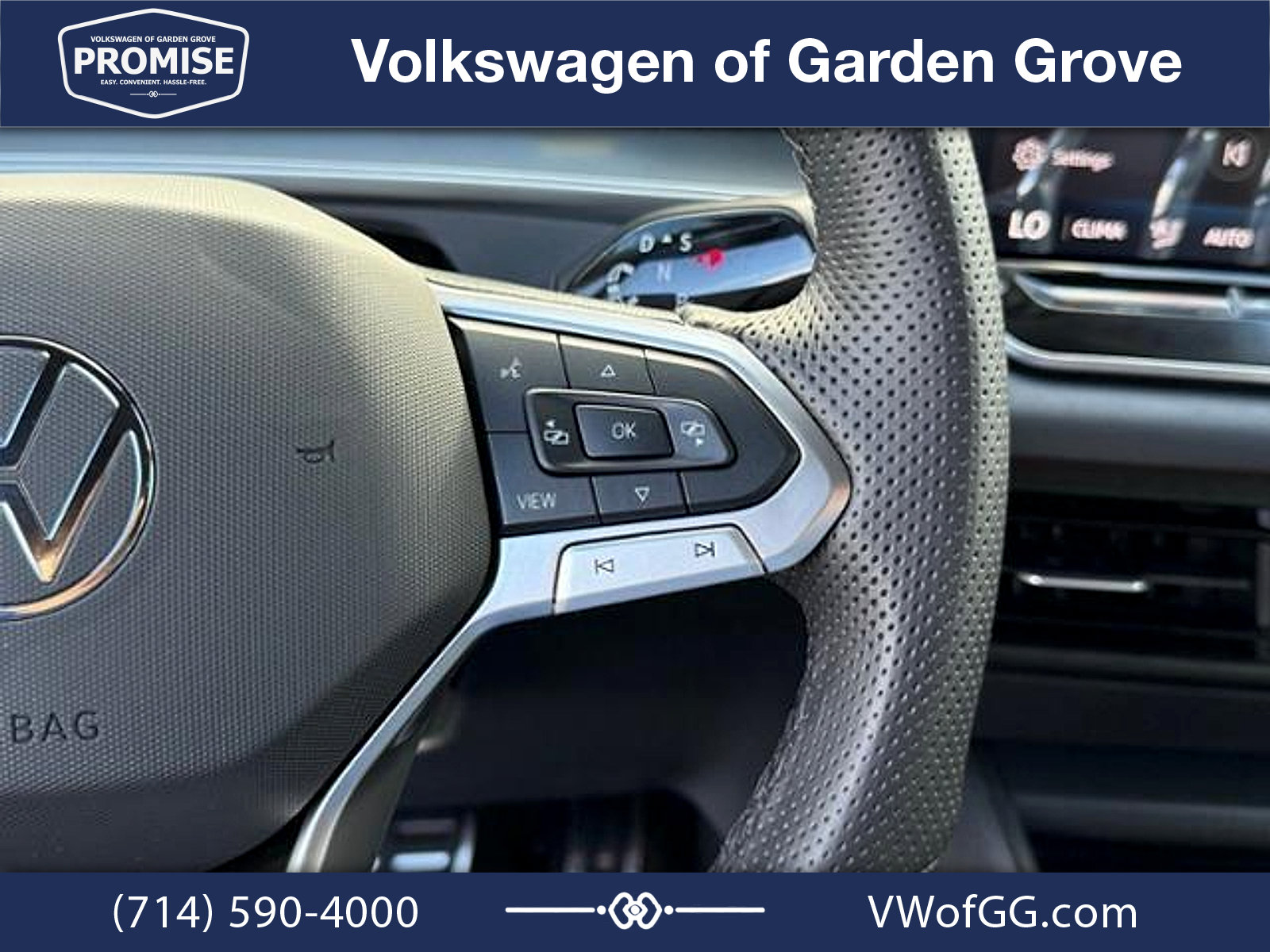 New 2026 Volkswagen Tiguan SE R-Line FWD image 16