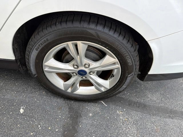 Used 2014 Ford Focus SE FWD image 14