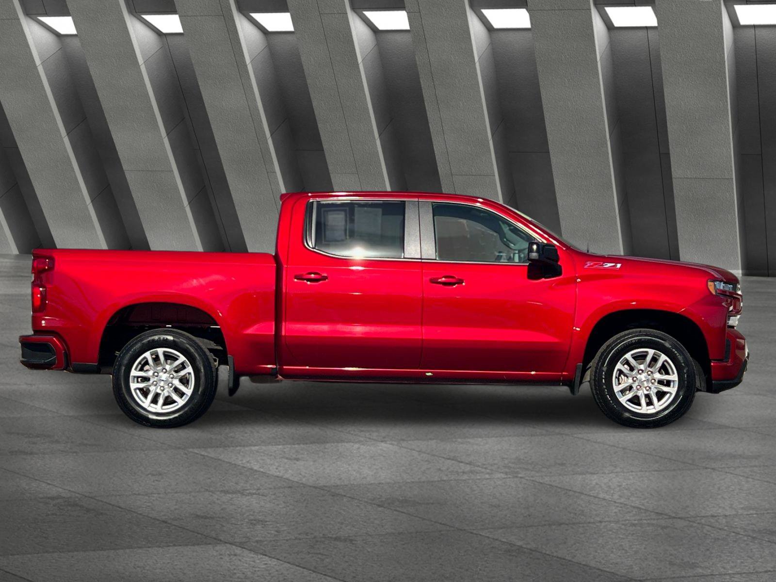 Used 2021 Chevrolet Silverado 1500 RST w/ Z71 Off-Road Package AWD/4WD image 3